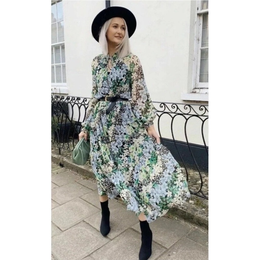 Spring Floral‎ Boho Cottagecore Maxi Dress H&M  Long Sleeves Sz Medium